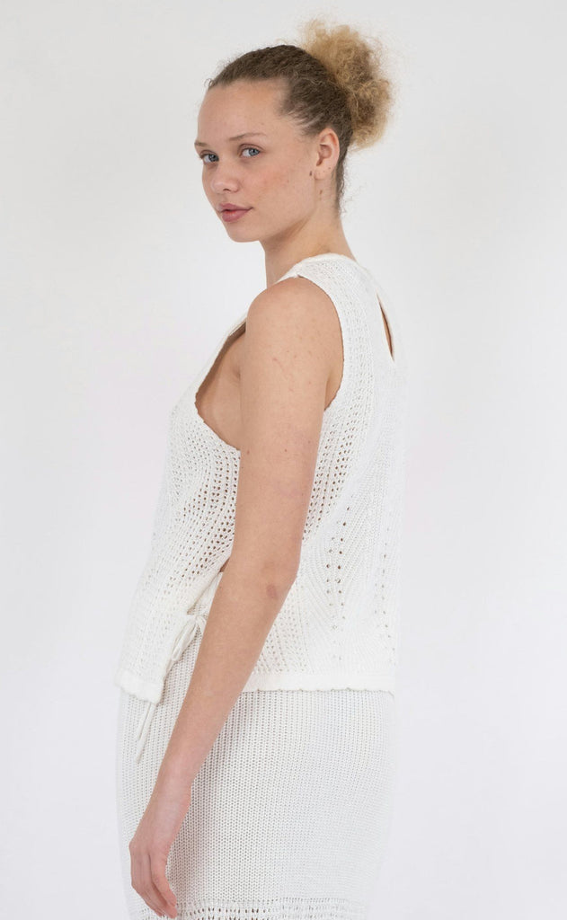 Neo Noir Top - Aritza - White