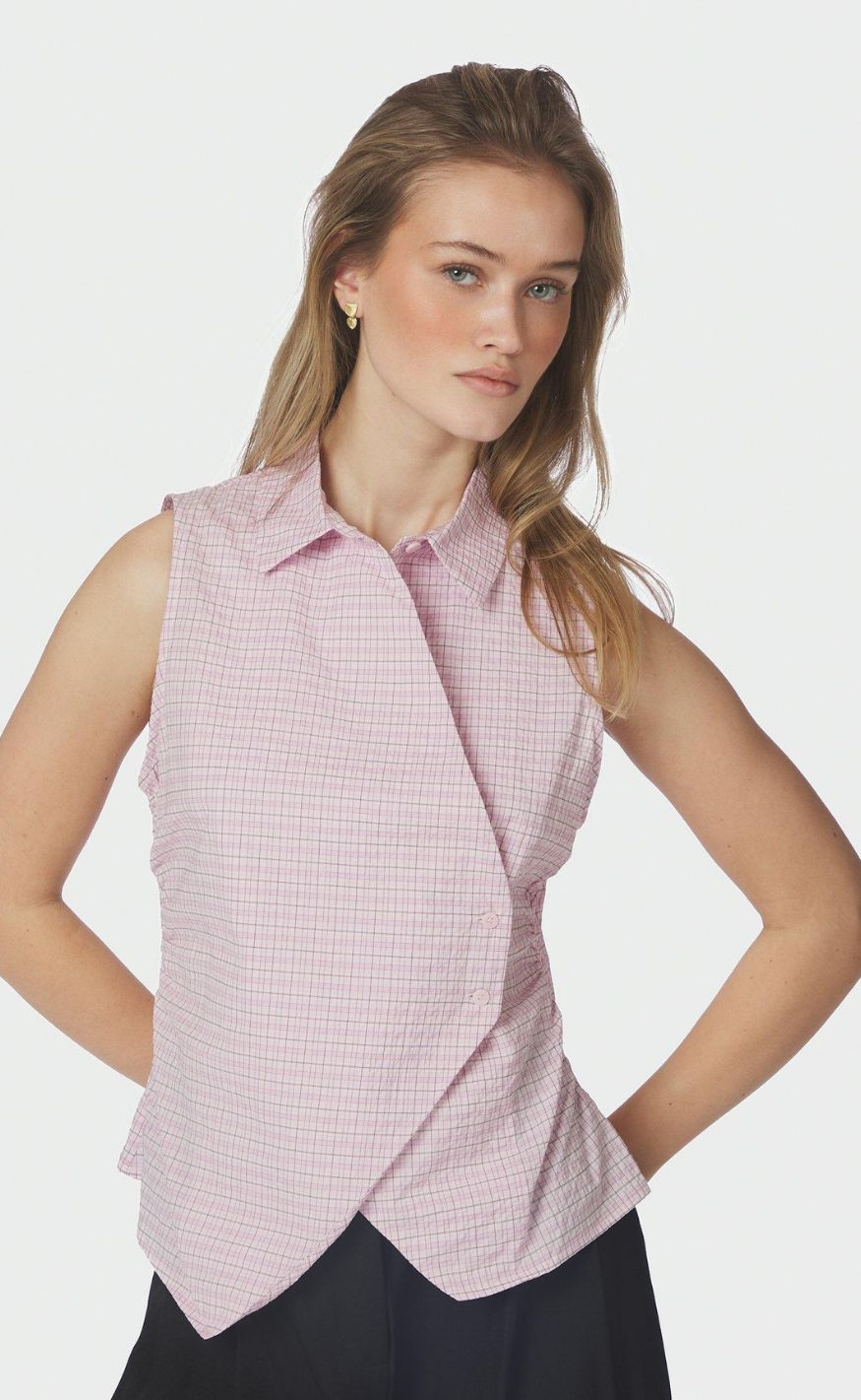 Neo Noir Top - Celest Check - Light Pink