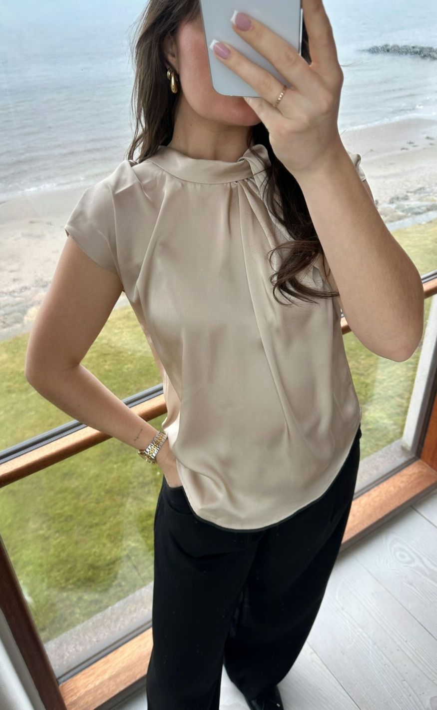 Neo Noir Top - Fleur Drapy Satin - Dark Sand