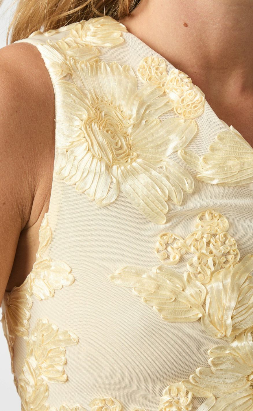 Neo Noir Top - Florini Big Flower - Light Yellow