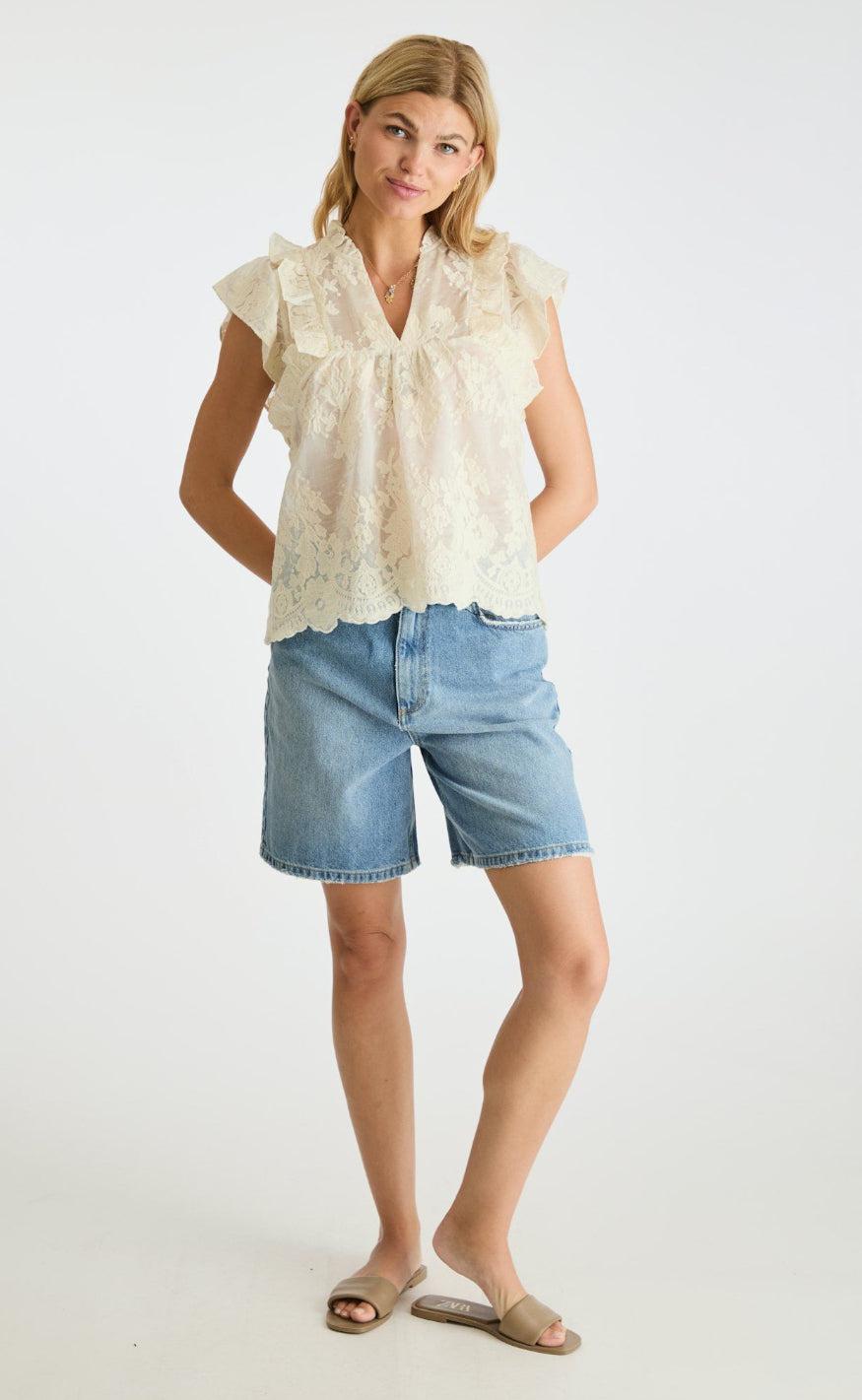 Neo Noir Top - Jayla Big Embroidery - Off White
