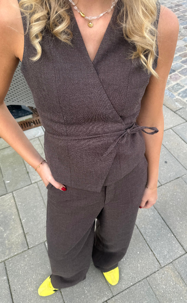 Neo Noir Vest - Samara - Brown Melange