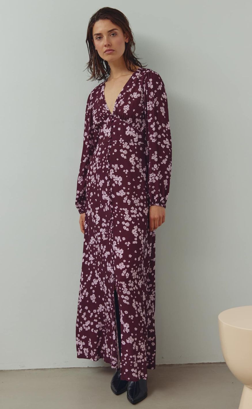 Noella Kjole - Lilith Maxi - Deja Burgundy Print