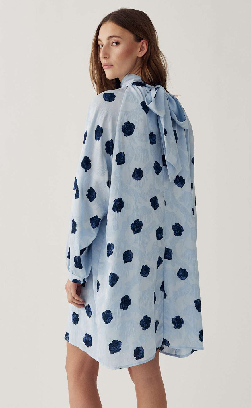 Noella Kjole - Lorenia - Delice Blue Print