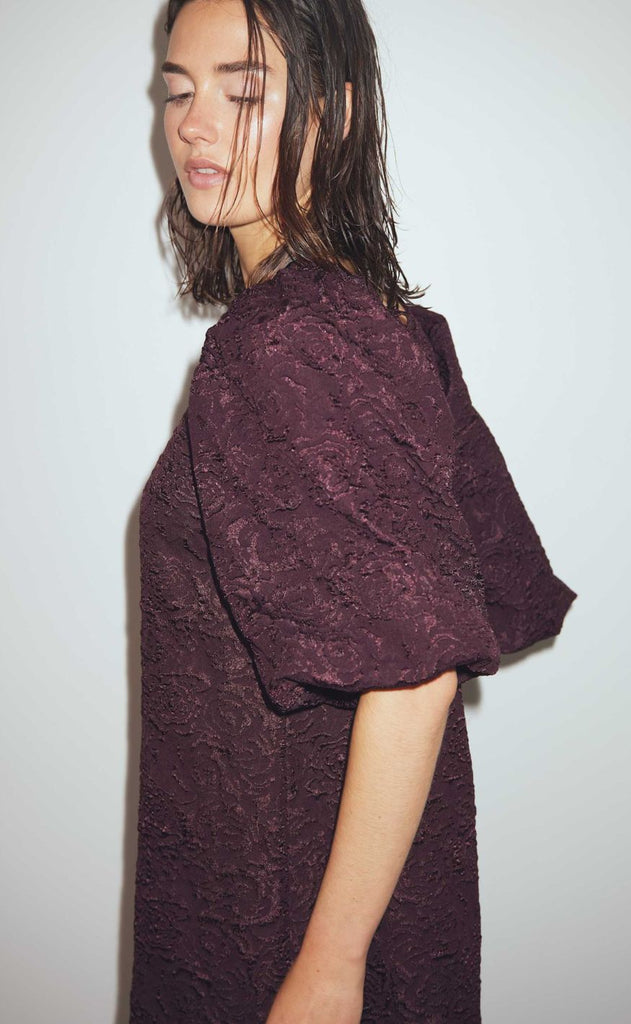 Noella Kjole - Pastis Long - Winetasting