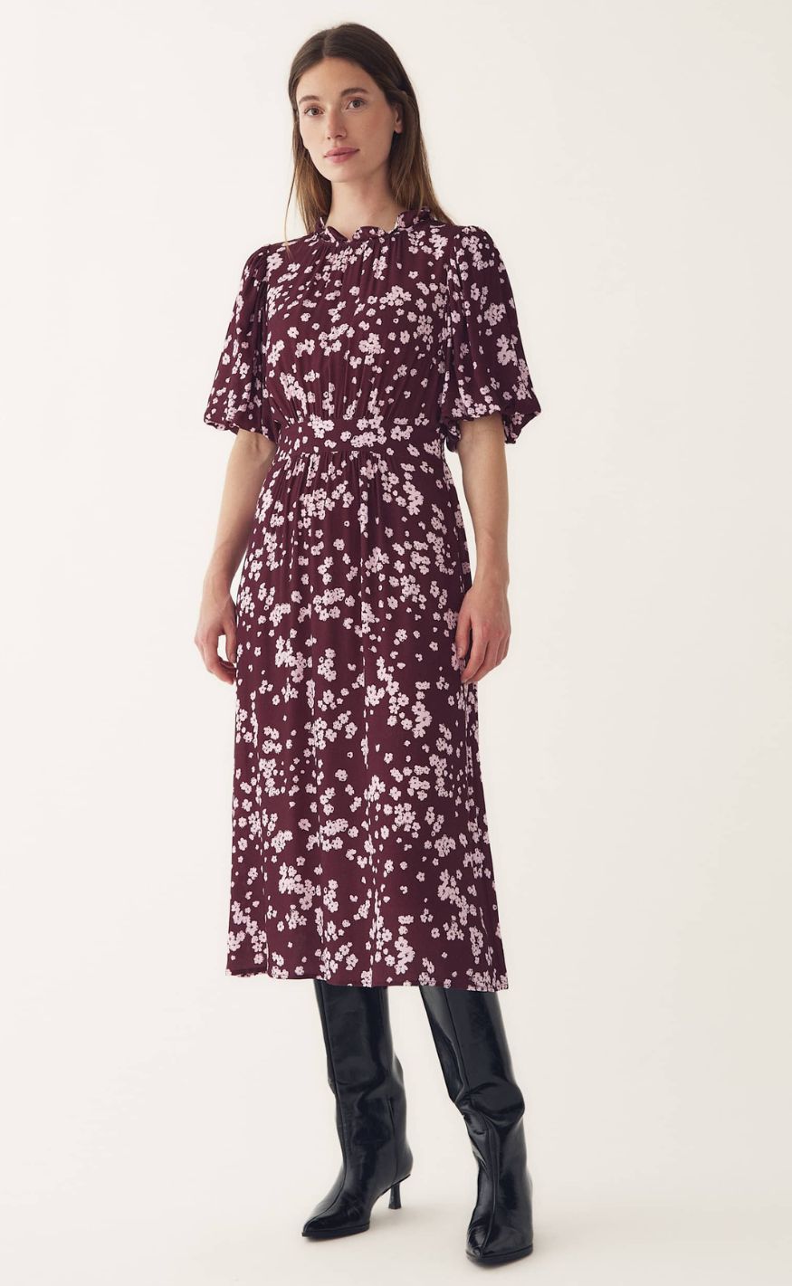 Noella Kjole - Ruth - Deja Burgundy Print