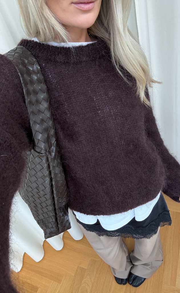 Noella Strik - Latora - Dark Brown Chocolate