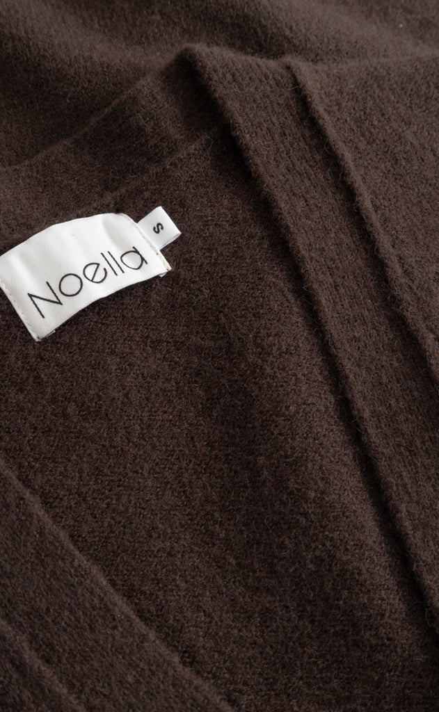 Noella Strik - Lenyx - Chocolate