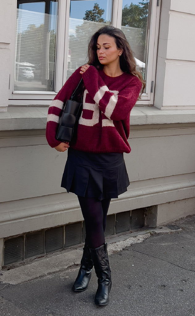 Noella Strik - Ninety-Two - Bordeaux Ivory