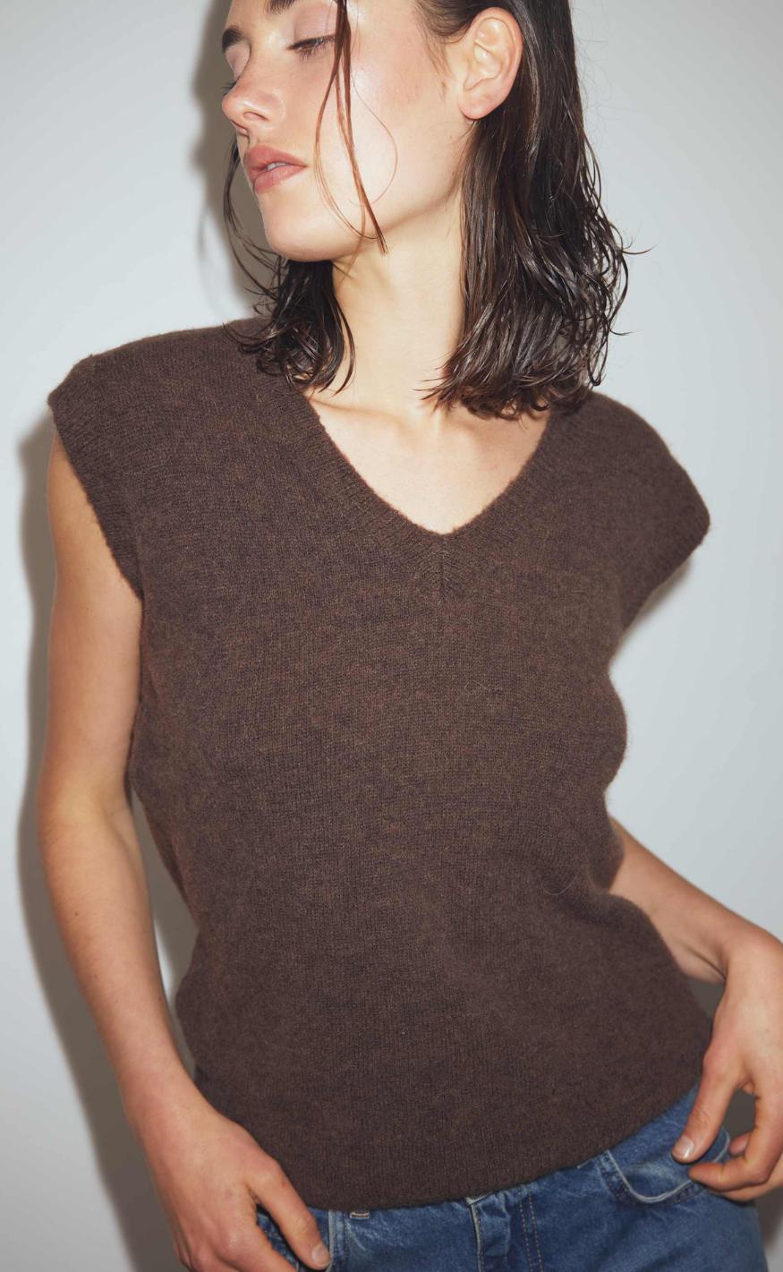 Noella Vest - Leatrice - Dark Brown