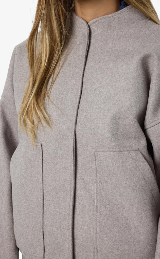 Noisy May Jakke - Halston - Nomad Melange