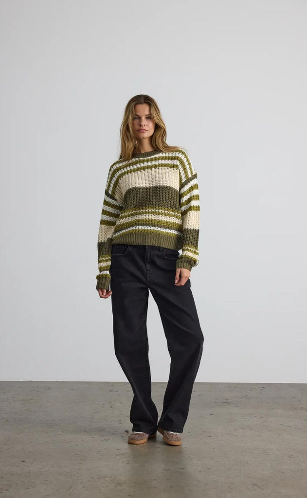 Noisy May Strik - Charlie - Kalamata