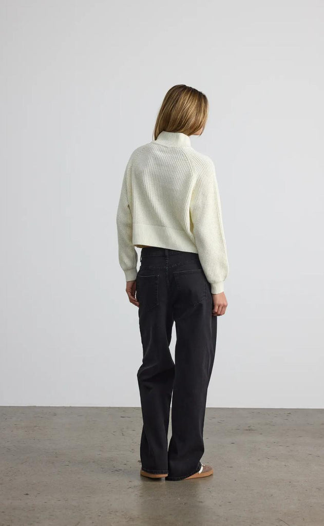 Noisy May Strik - Dara - Eggnog