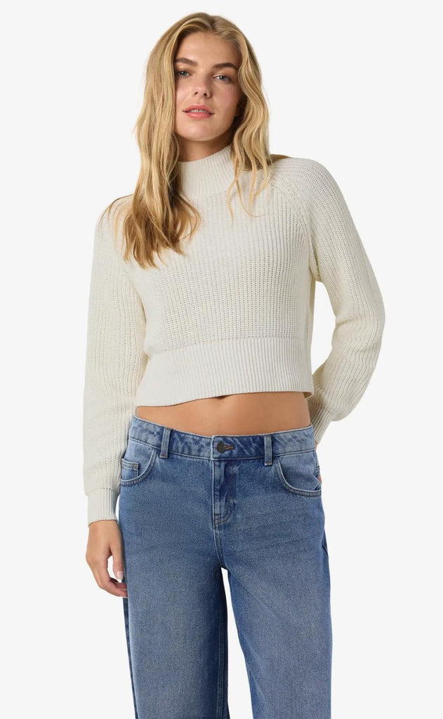 Noisy May Strik - Dara - Eggnog