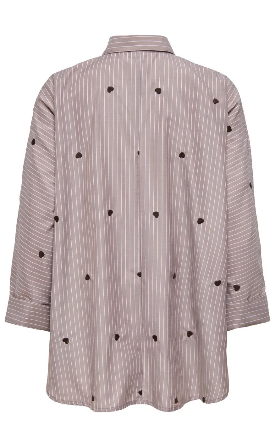ONLY Skjorte - Lina Grace - Coffee Bean Stripe w. Coffee Bean Heart