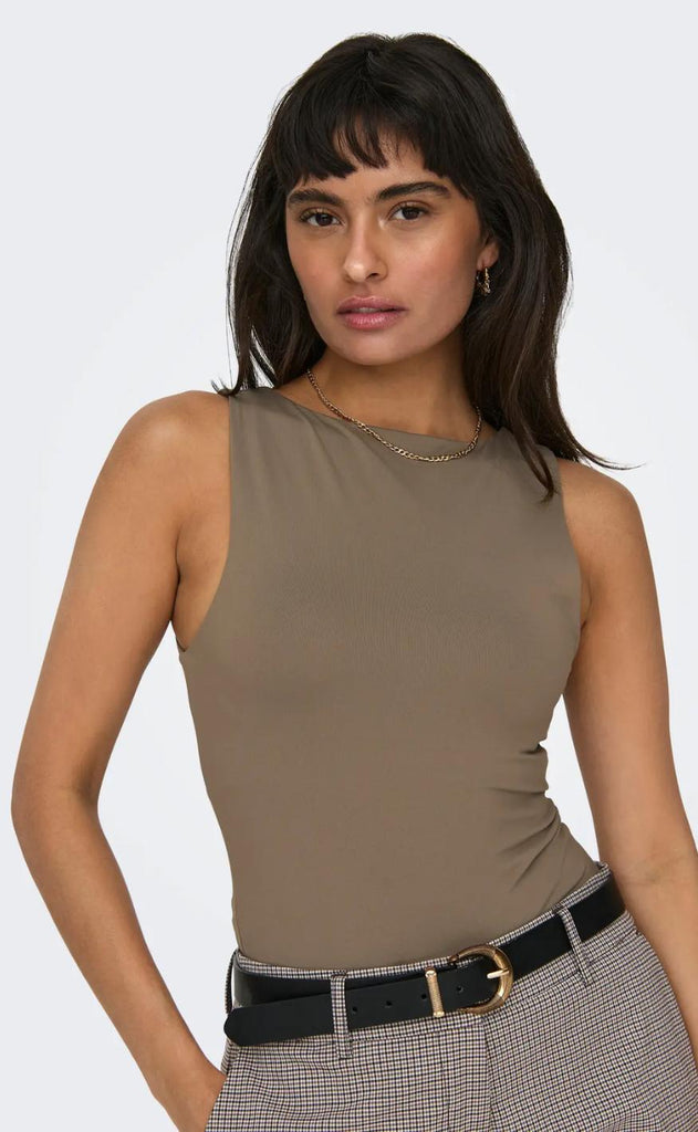 ONLY Top - Ea 2 Ways - Walnut