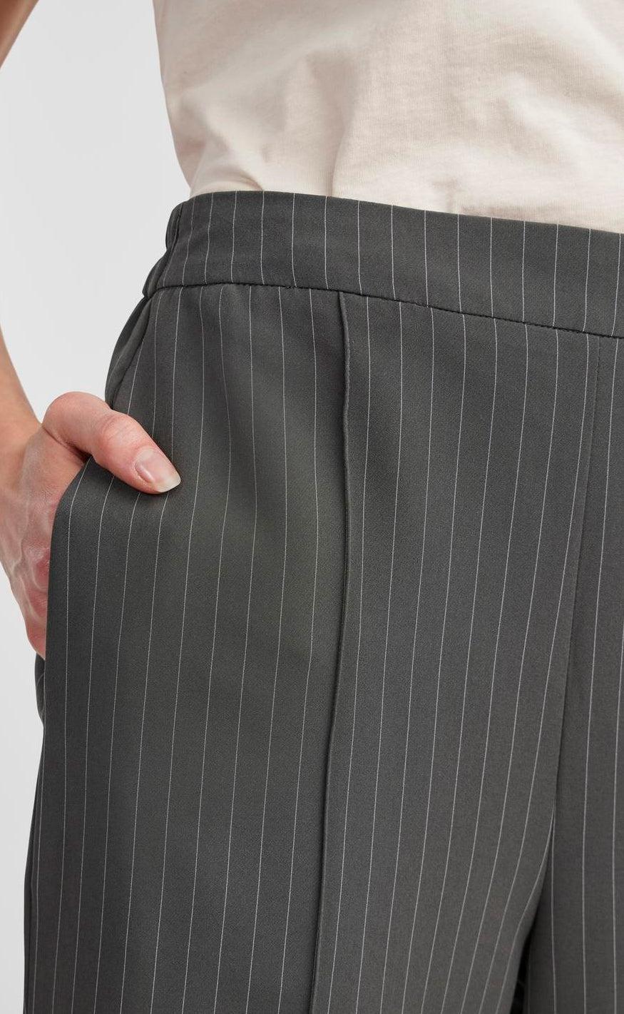 PIECES Bukser - Bossy - Magnet/Pinstripe