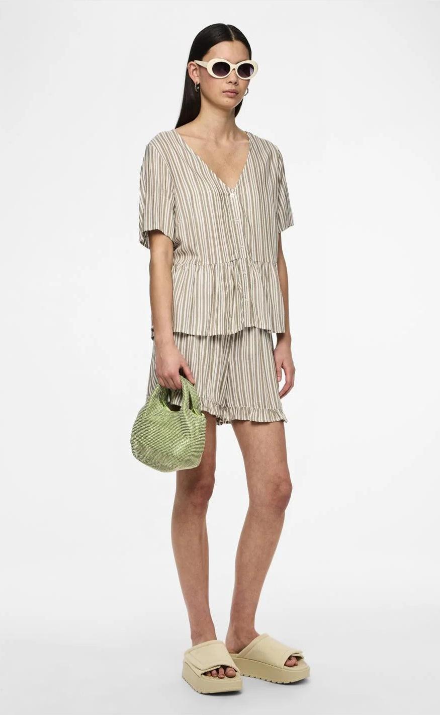 PIECES Shorts - Alvina - Laurel Oak