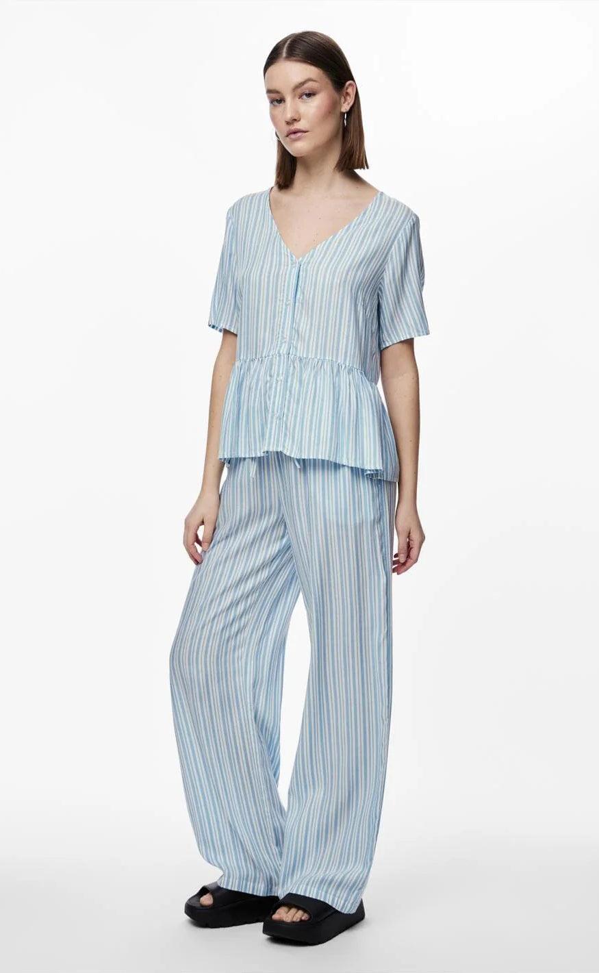 PIECES Top - Alvina - Blue Bell