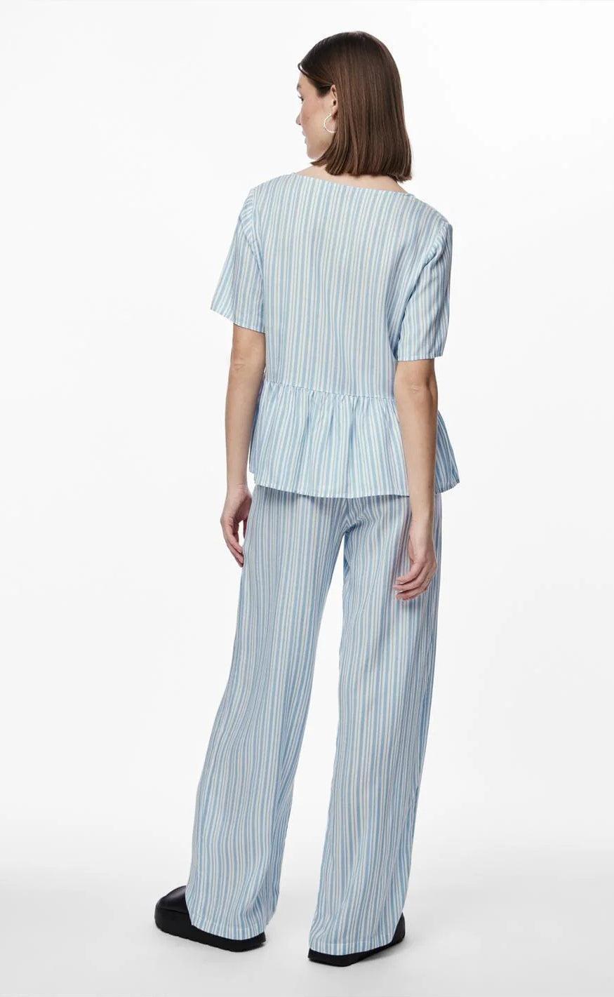 PIECES Top - Alvina - Blue Bell