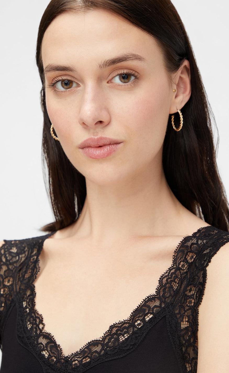 PIECES Top - Barbera - Black