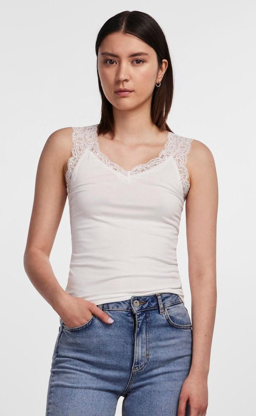 PIECES Top - Barbera - Bright White