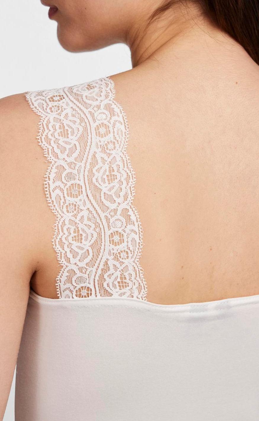 PIECES Top - Barbera - Bright White