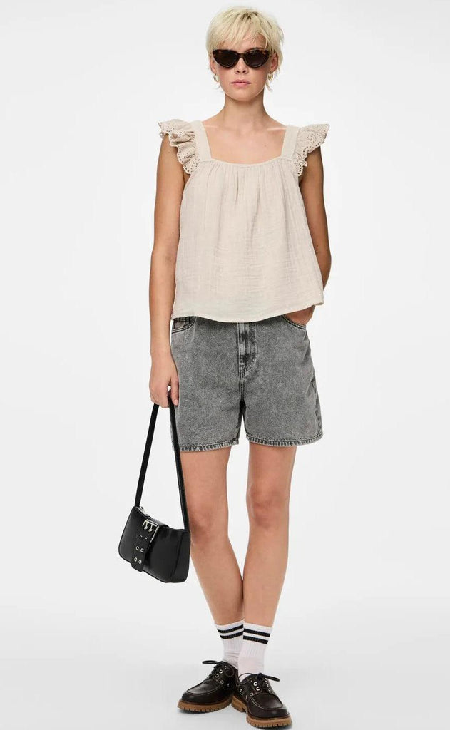 PIECES Top - Kiara - Silver Gray