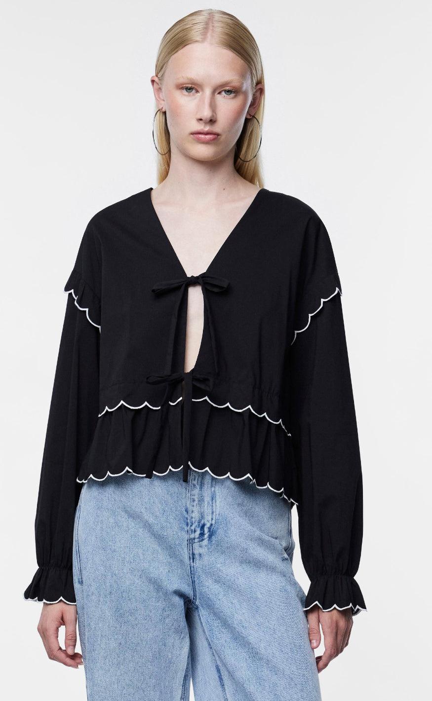 PIECES Top - Luna - Black