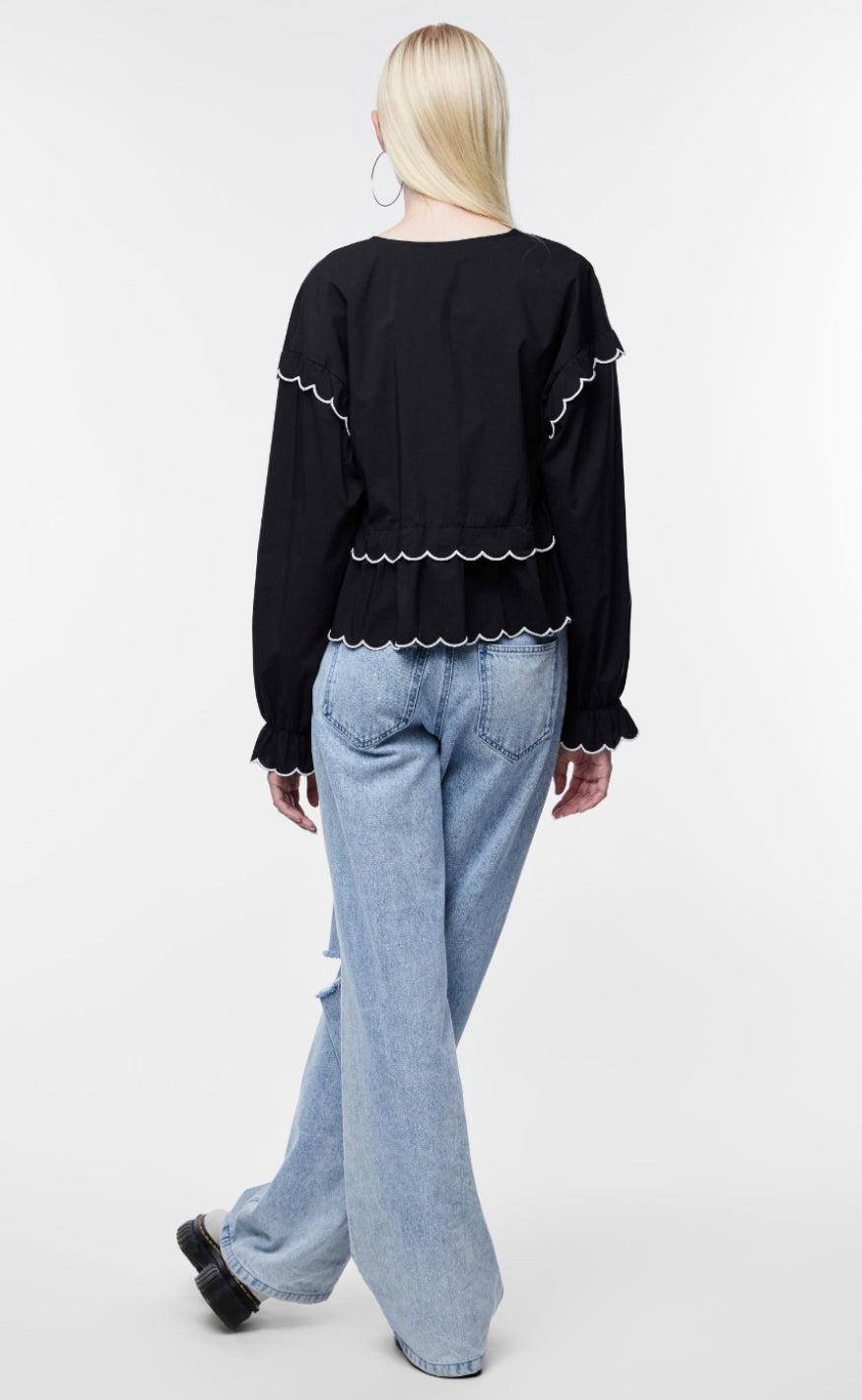 PIECES Top - Luna - Black