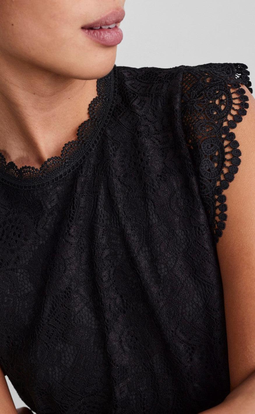 PIECES Top - Olline - Black
