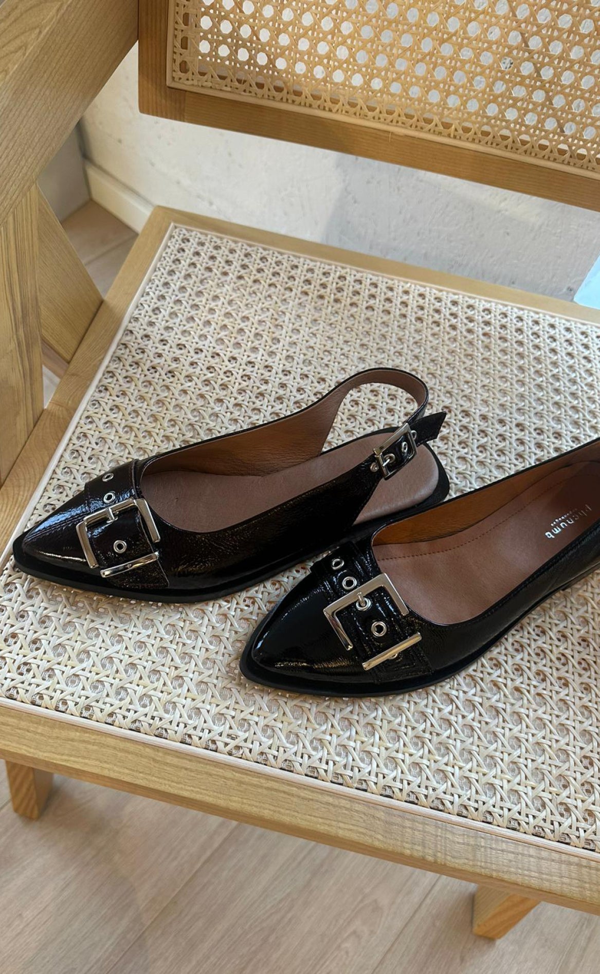Phenumb Ballerina - Want - Black