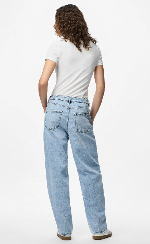 Pieces Buker - Grace MW Barrel - Light Blue Denim
