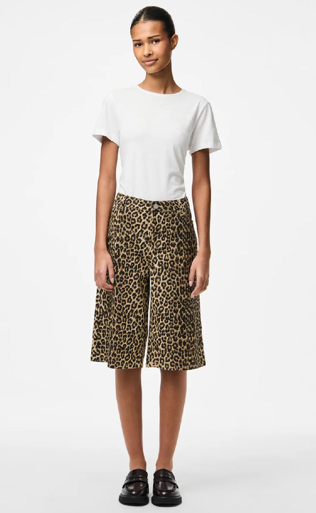 Pieces Shorts - Salume - White Pepper Leo