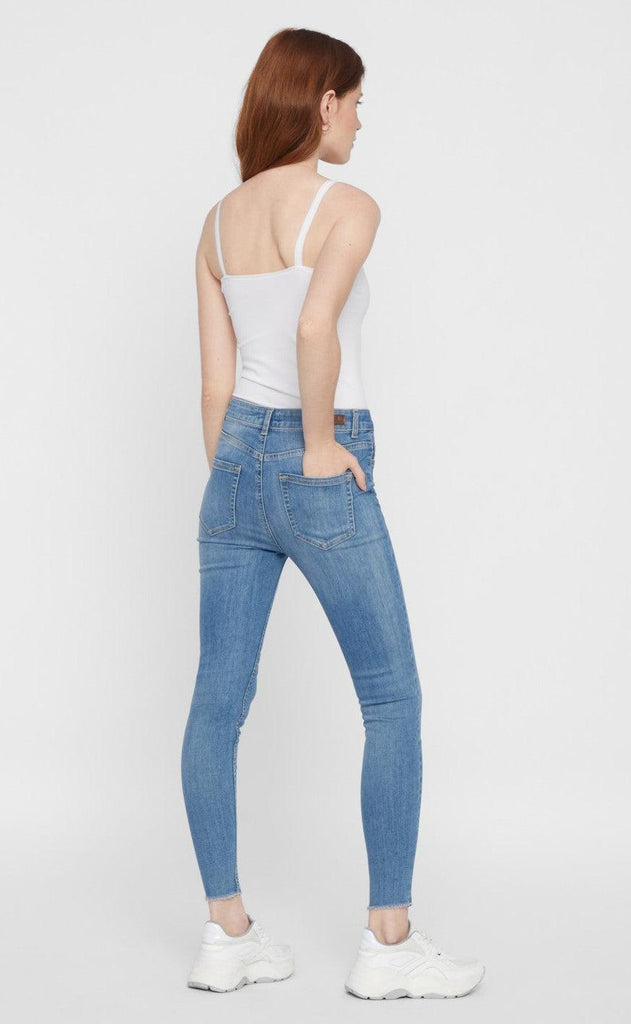 Pieces Top - Plain - White