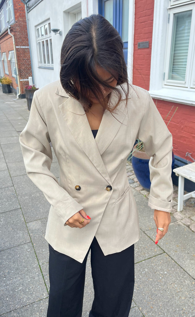 Say INA Copenhagen Blazer - Anne Asymmetrical - Sand