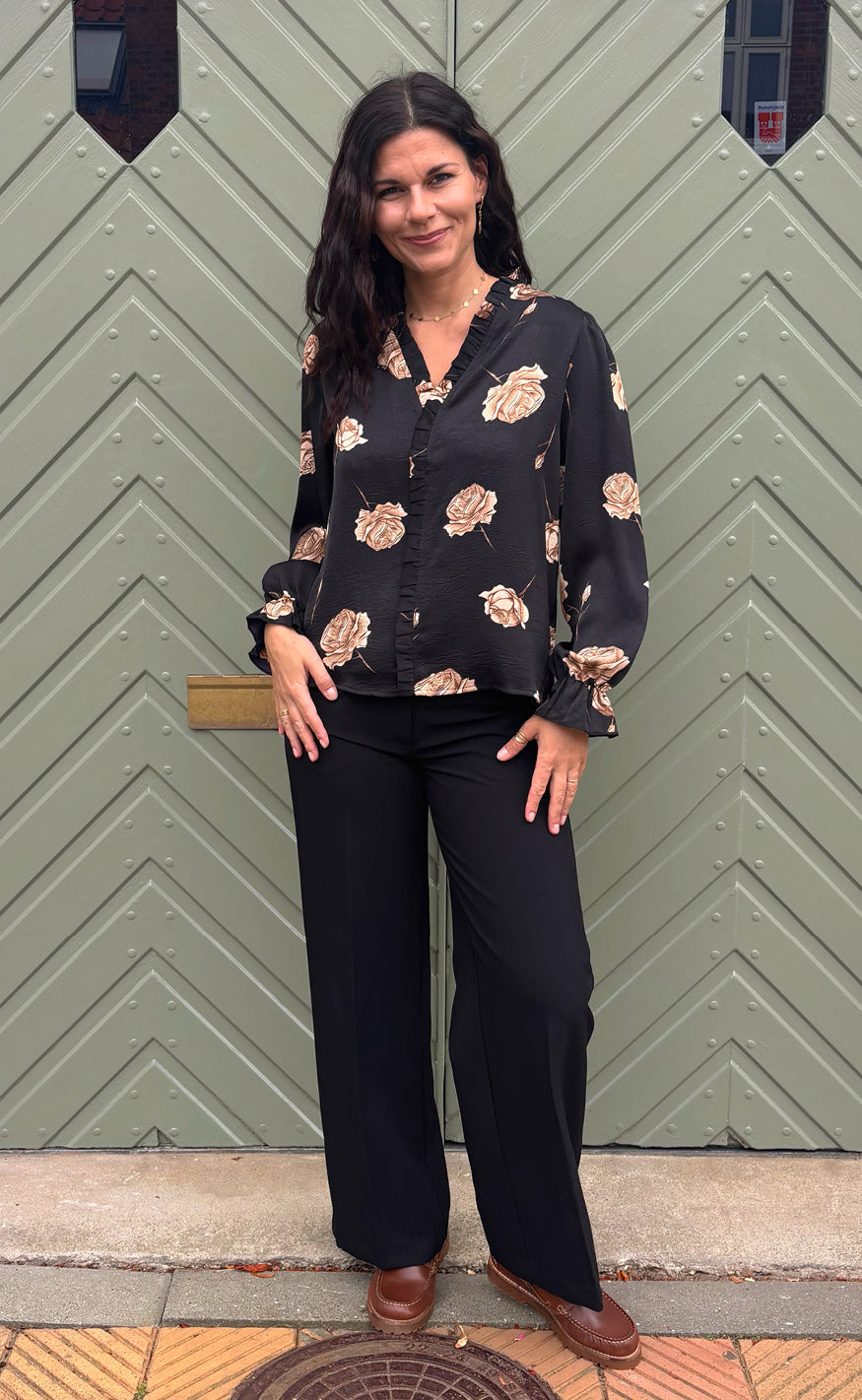 Say INA Copenhagen Bluse - Catja - Black W. Roses