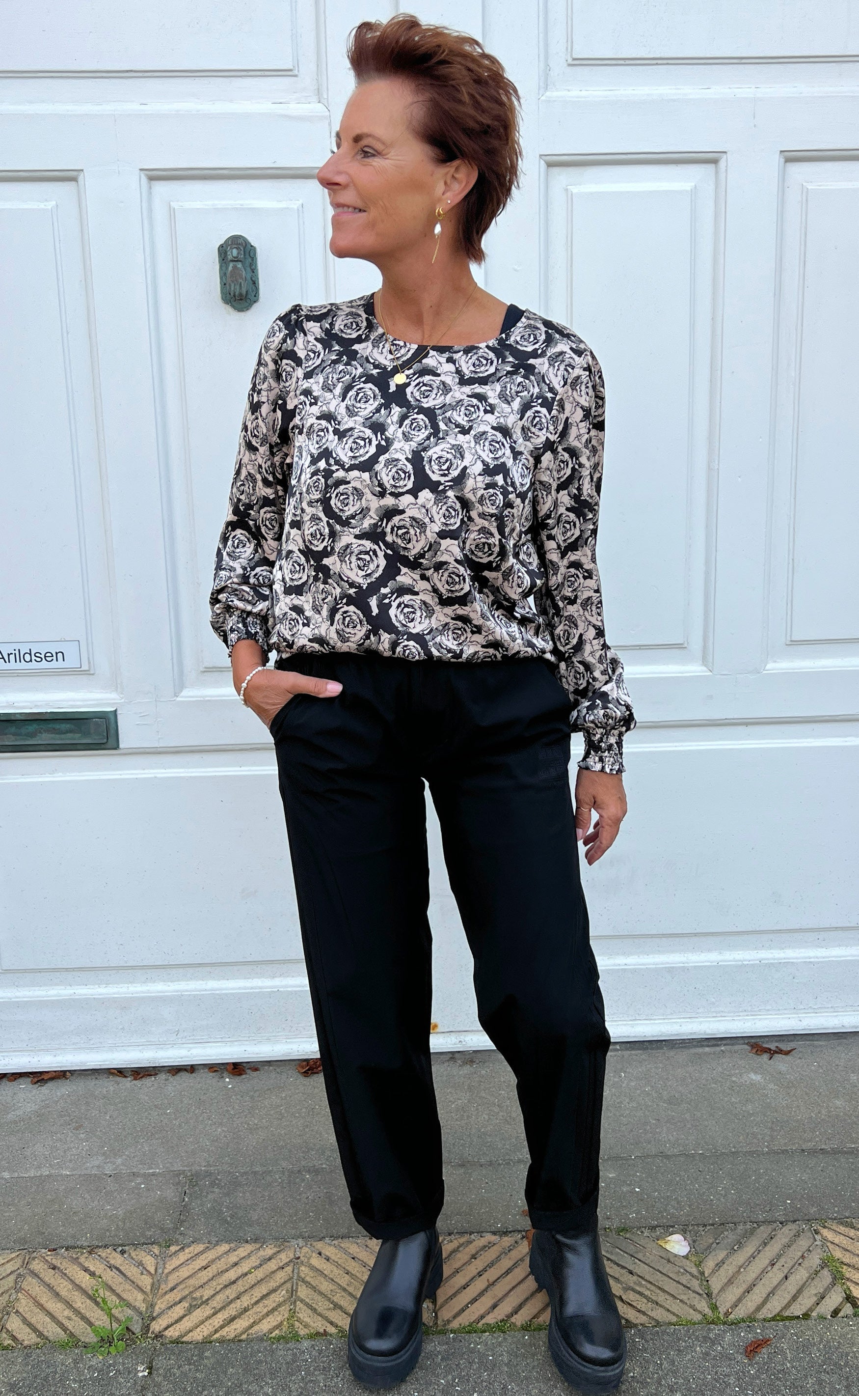 Say INA Copenhagen Bluse - Chili - Black Roses