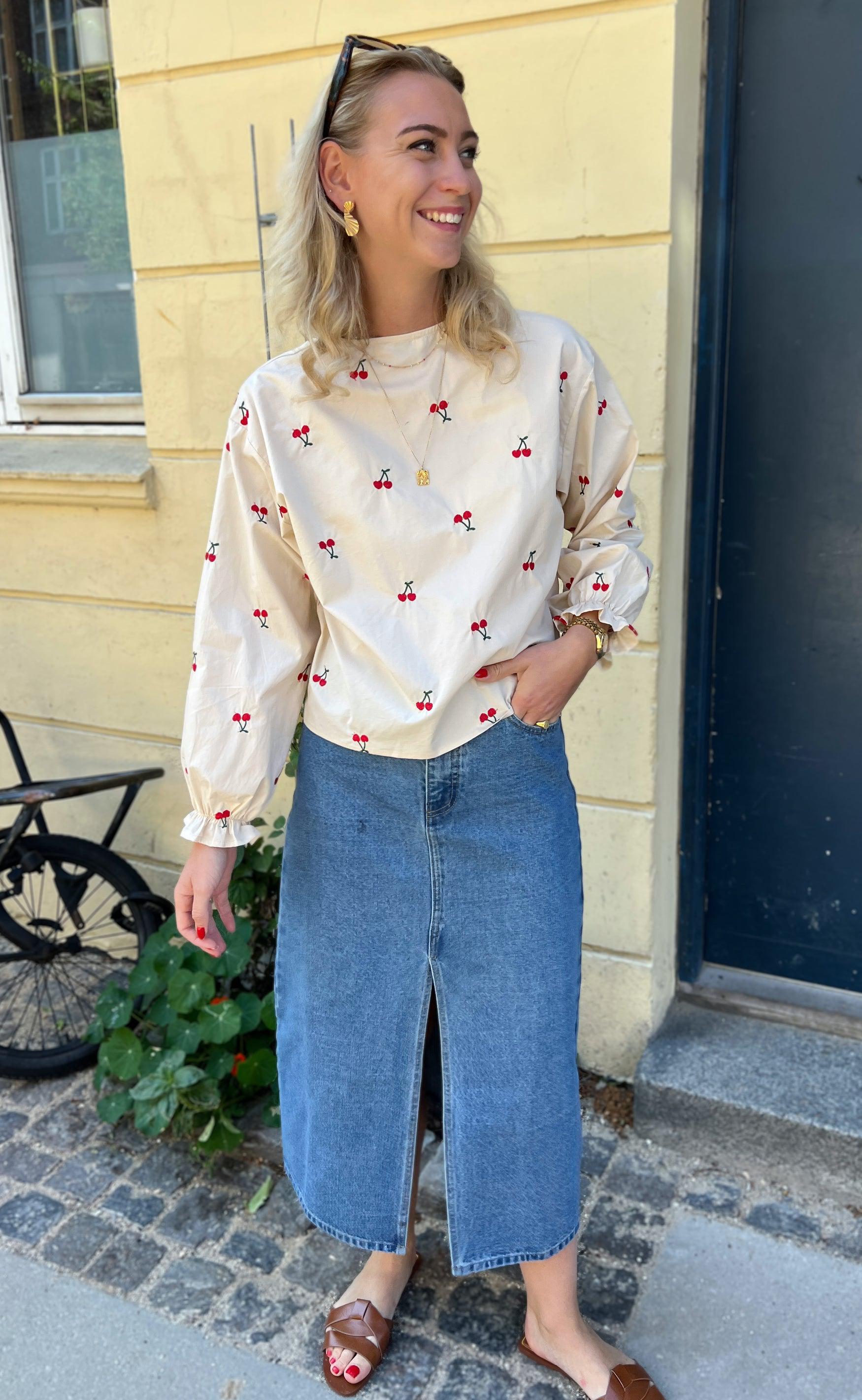 Say INA Copenhagen Bluse - Leonora - Off White W. Cherry