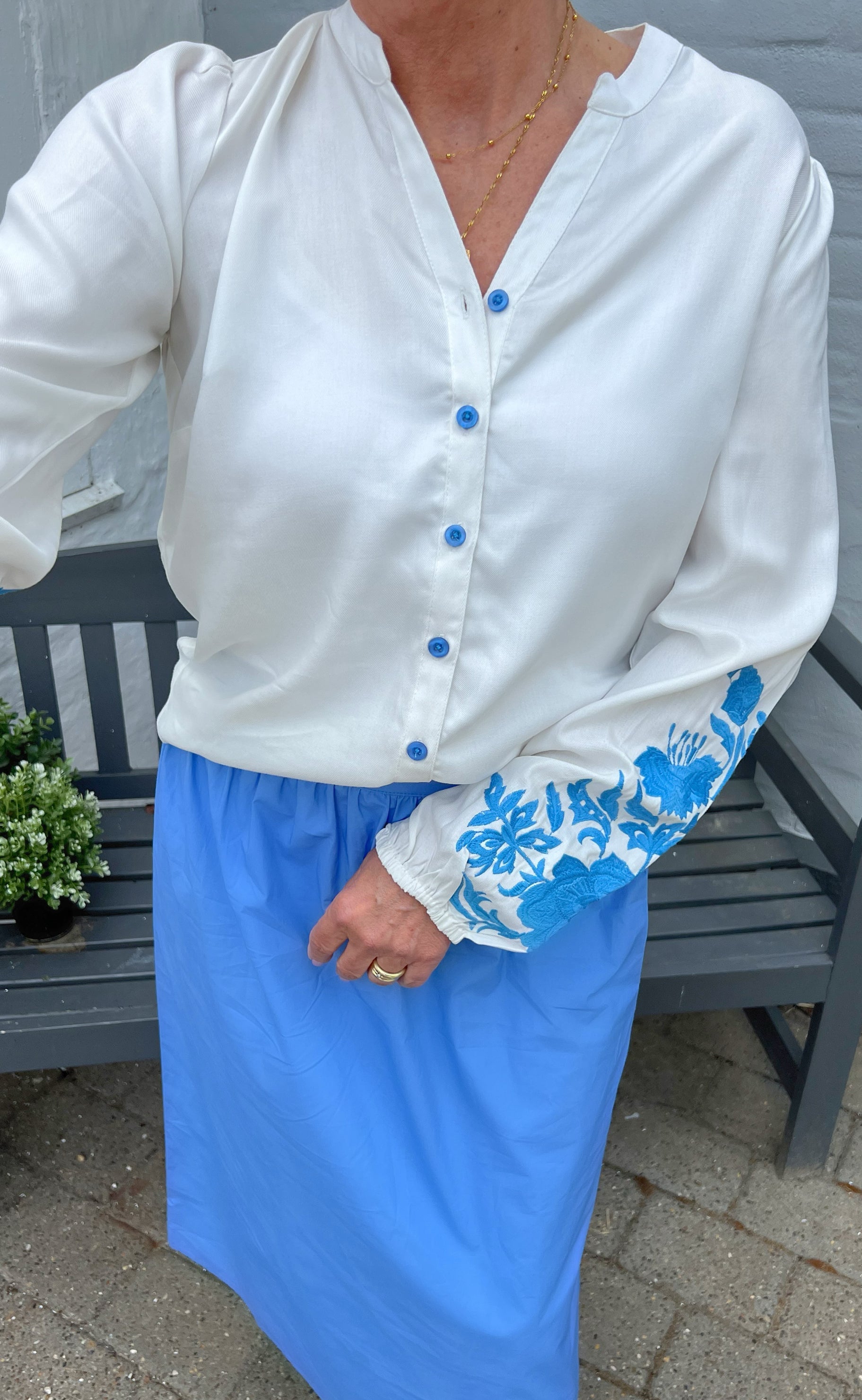 Say INA Copenhagen Bluse - Molly - Off White w. Blue