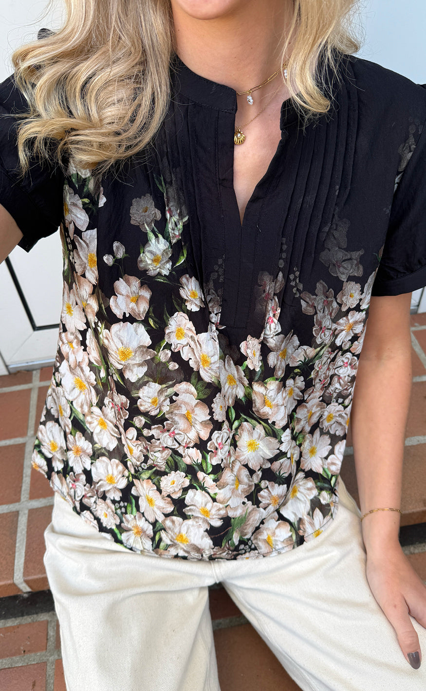 Say INA Copenhagen Bluse - Nina - Black W. Flowers