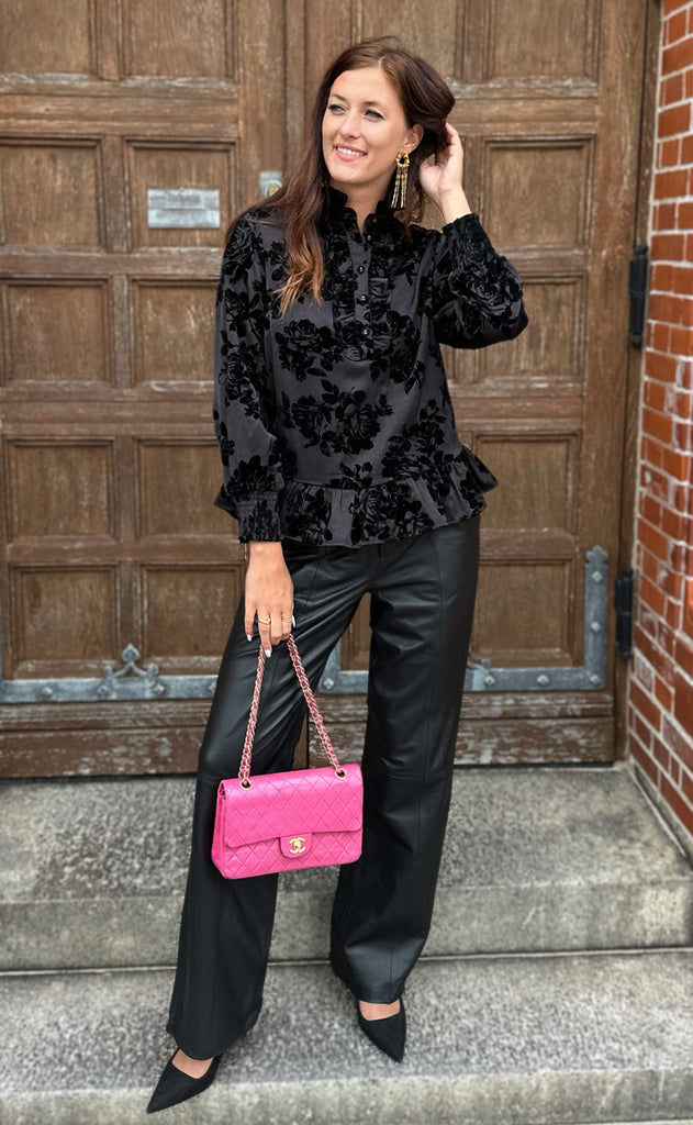 Say INA Copenhagen Bluse - Nora - Black Flowers
