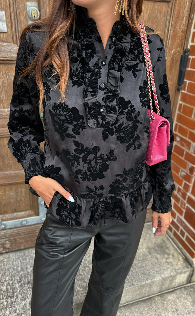 Say INA Copenhagen Bluse - Nora - Black Flowers