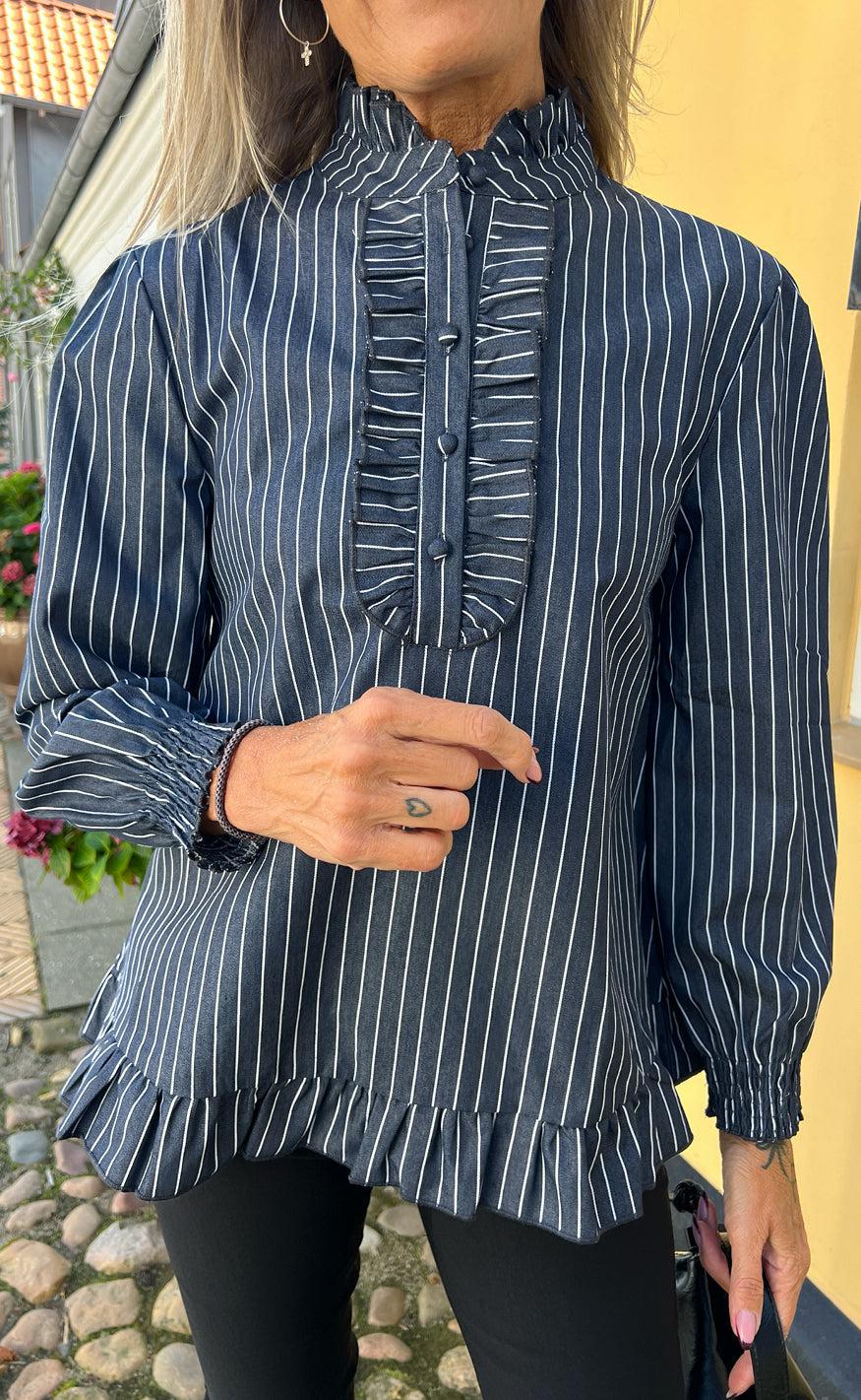 Say INA Copenhagen Bluse - Pia - Denim Blue Pinstripe