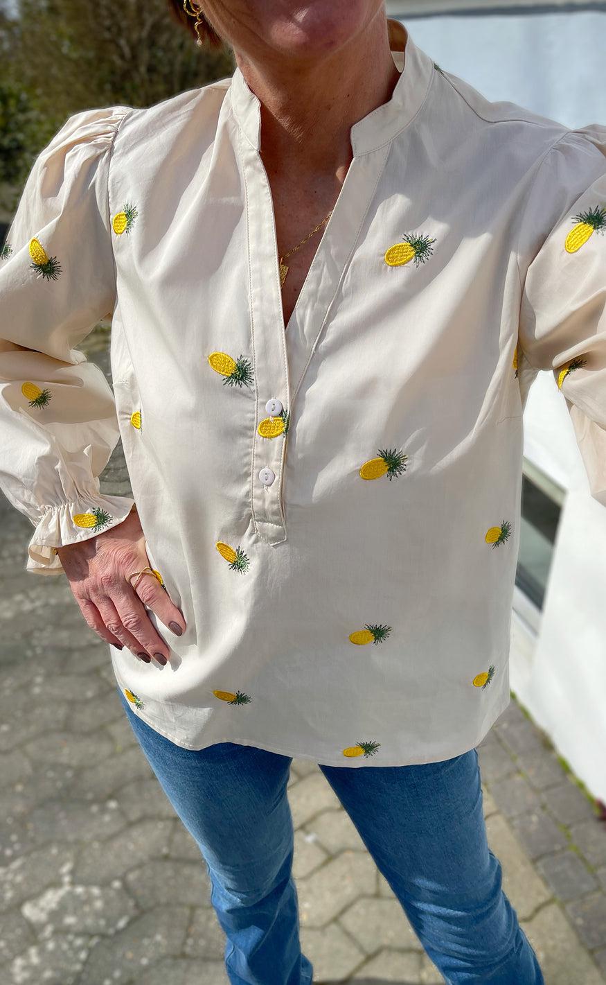 Say INA Copenhagen Bluse - Tiffany - Off White W. Pineapple