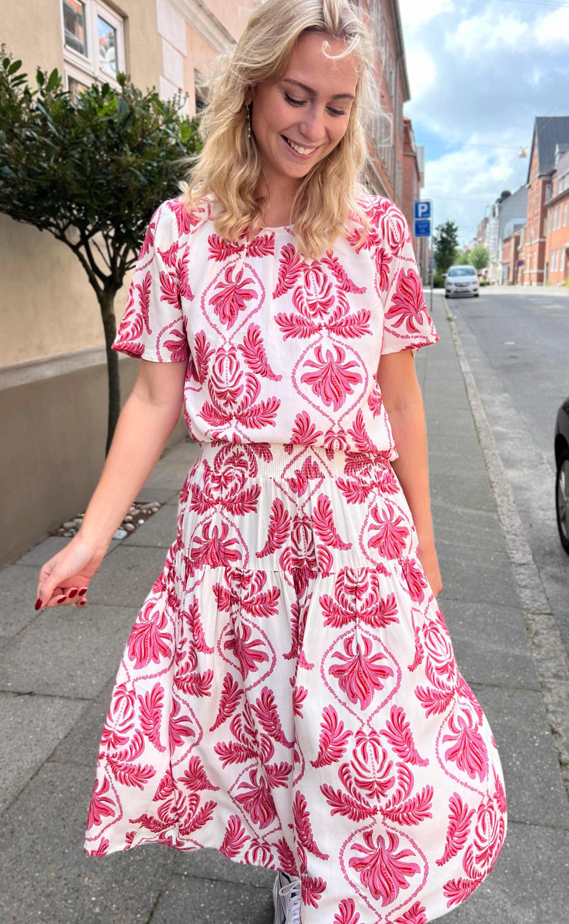 Say INA Copenhagen Bluse - Vicky - White/Pink Paisley