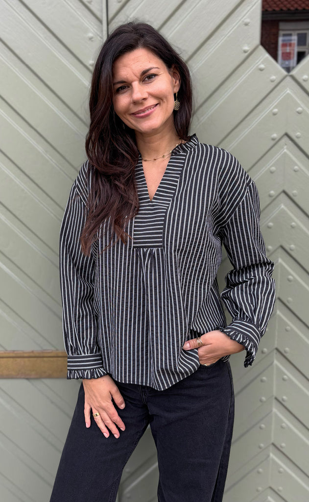 Say INA Copenhagen Bluse - Winnie LS - Black Striped