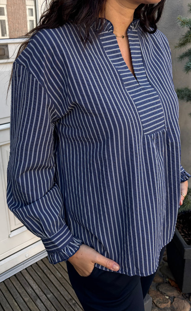 Say INA Copenhagen Bluse - Winnie LS - Navy Blue W. White Stripes