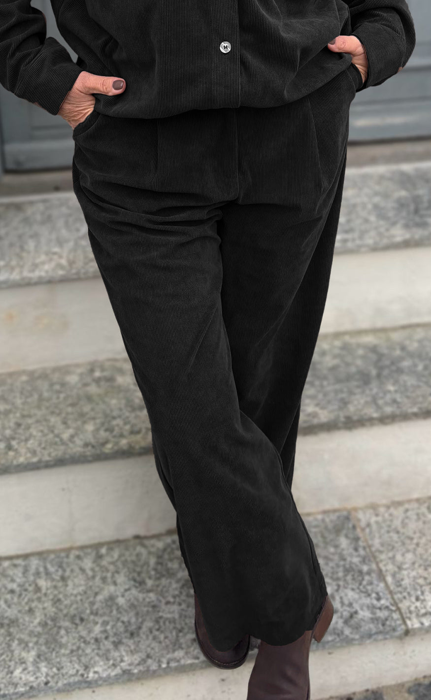 Say INA Copenhagen Bukser - Carina - Black Corduroy