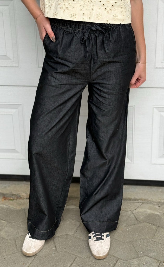 Say INA Copenhagen Bukser - Detia - Black Denim